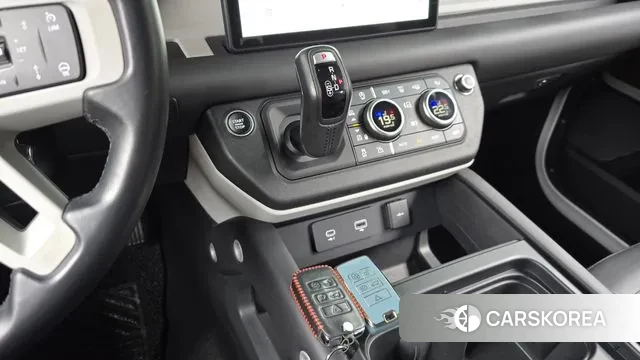 Land Rover Defender (L663) id 3007738 из Кореи 19