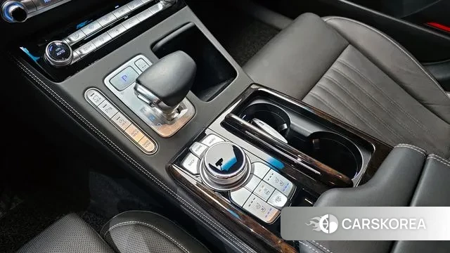 Genesis G90 id 2976451 из Кореи 19