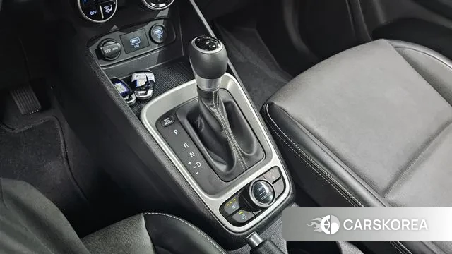 Hyundai Venue id 3176413 из Кореи 19