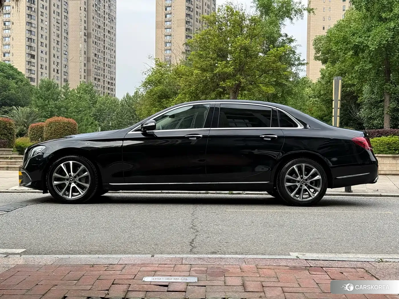 Mercedes-Benz E-Class id 4600968 из Китая 9