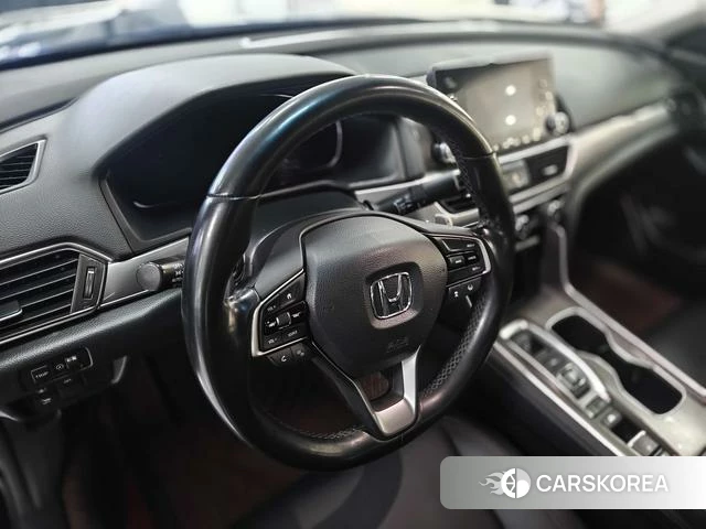 Honda Accord id 4220025 из Китая 11
