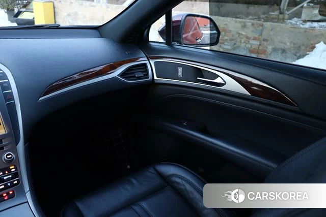 Lincoln MKZ id 4208517 из Китая 22