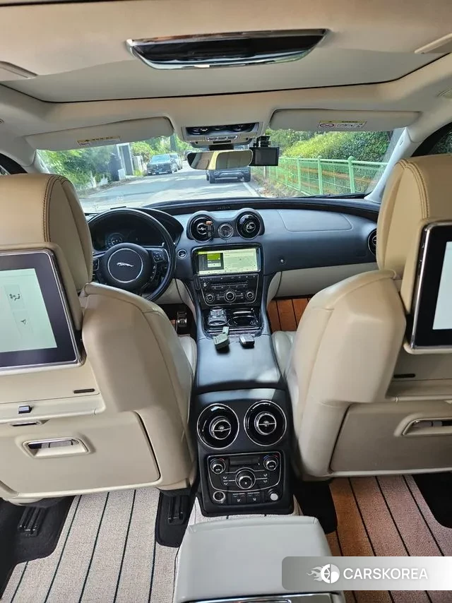 Jaguar All New XJ id 3095569 из Кореи 14