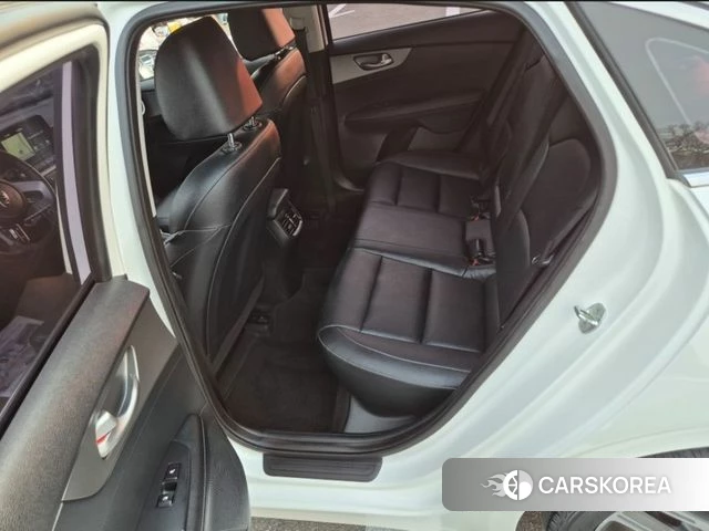 Kia Come New K3 id 3873636 из Кореи 15