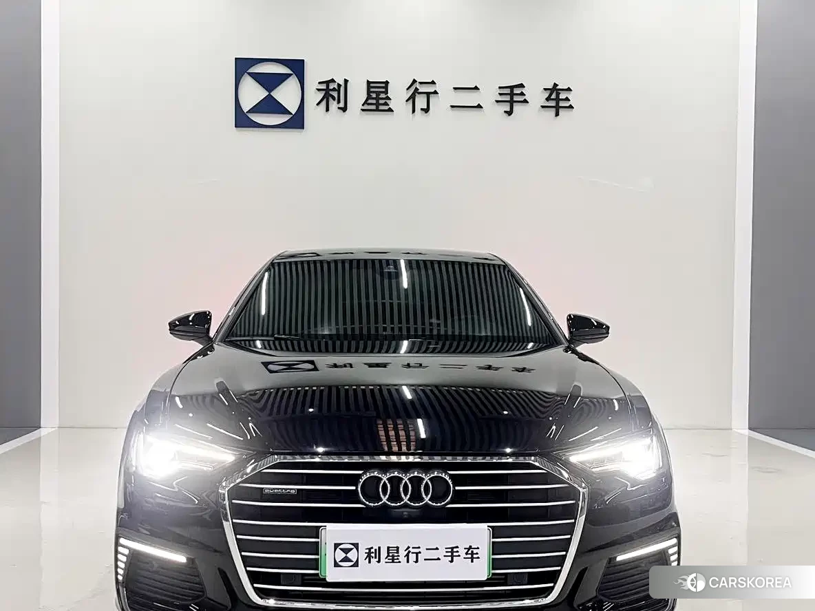 Audi A6L id 4599627 из Китая 13