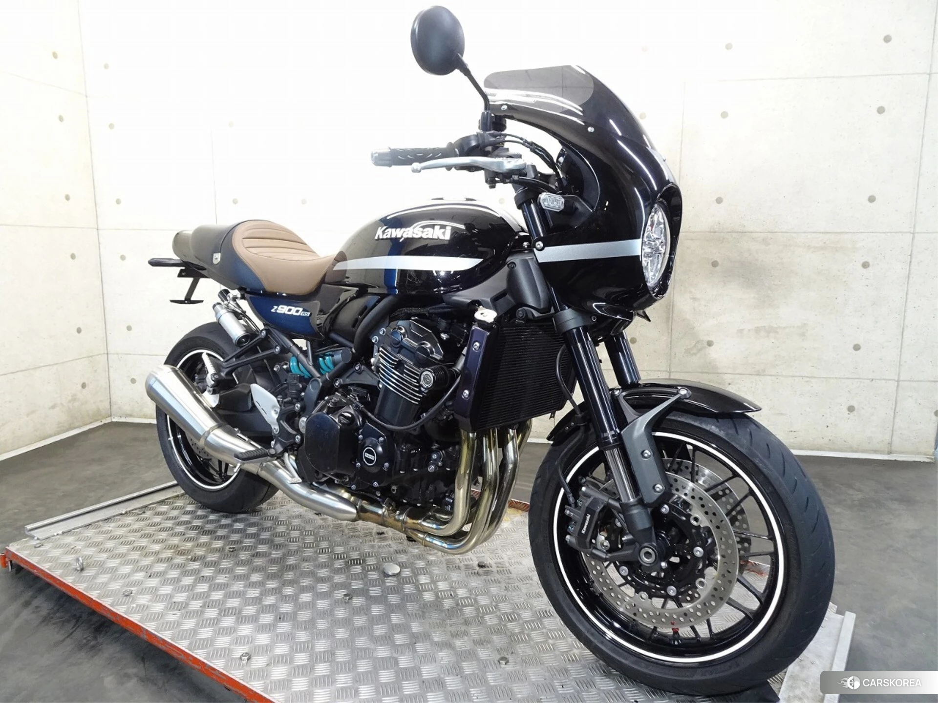 Kawasaki Z900RS CAFE id 4374276 из Японии 9