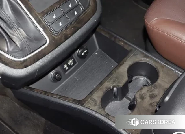 Hyundai The New Grand Starex id 3396982 из Кореи 17