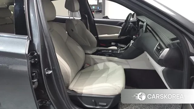 Genesis The New G70 id 3741361 из Кореи 19