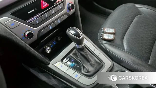 Hyundai Avante AD id 3641780 из Кореи 19