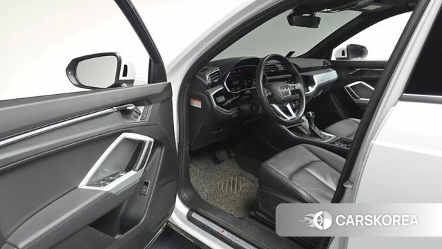 Audi Q3 (F3) id 4528597 из Кореи 30