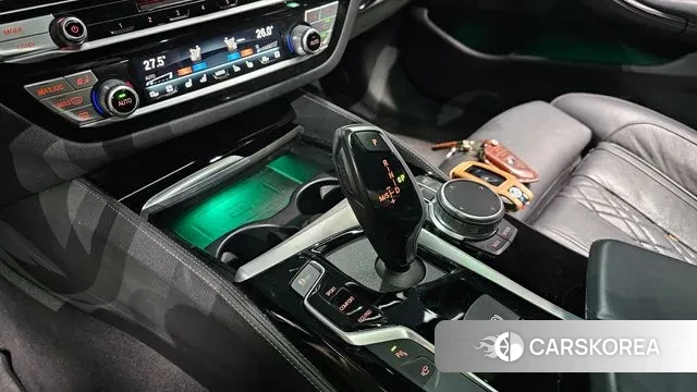 BMW 5 Series (G30) id 3459751 из Кореи 19