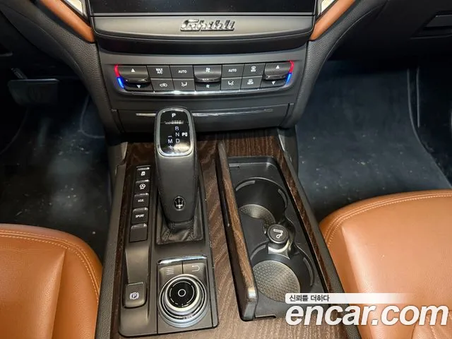 Maserati Ghibli id 2854386 из Кореи 19