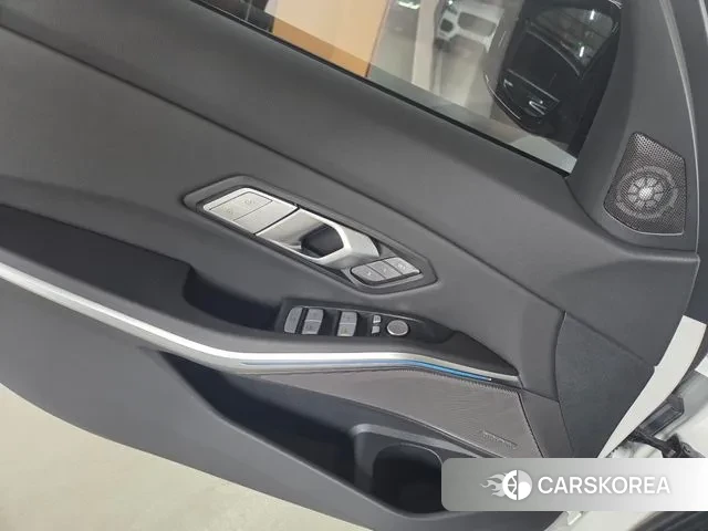 BMW 3 Series (G20) id 3679345 из Кореи 9