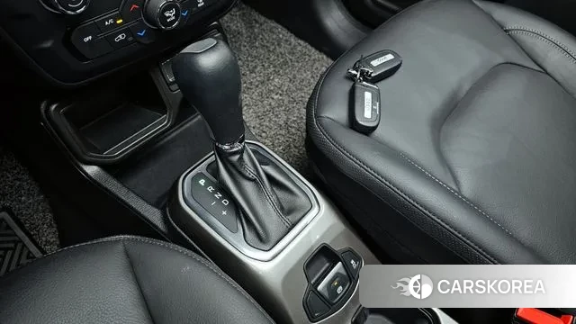 Jeep Renegade id 3187039 из Кореи 19