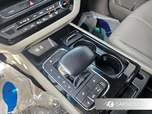 Kia All New Carnival id 3709550 из Кореи 19