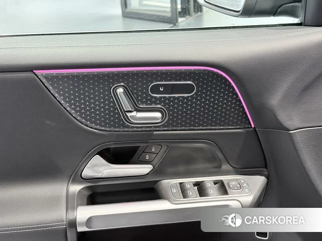 Mercedes-Benz GLB id 3890776 из Китая 33