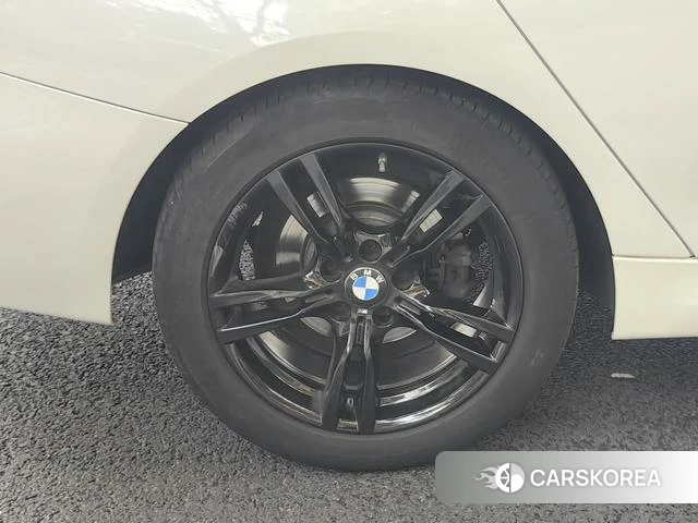 BMW 3 series GT id 4298119 из Китая 27