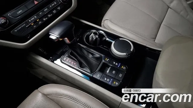 Kia The New Carnival id 2945959 из Кореи 19