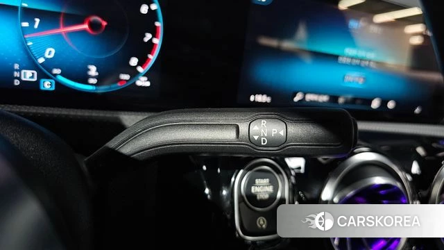 Mercedes-Benz A-Class W177 id 4640979 из Кореи 29