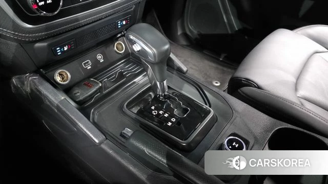 Ssangyong The New Rexton Sports Cannes id 4793530 из Кореи 32