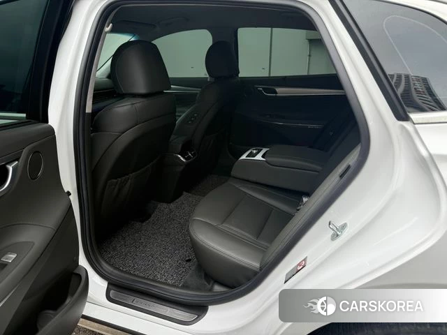 Hyundai The New Grandeur IG id 4613614 из Кореи 17