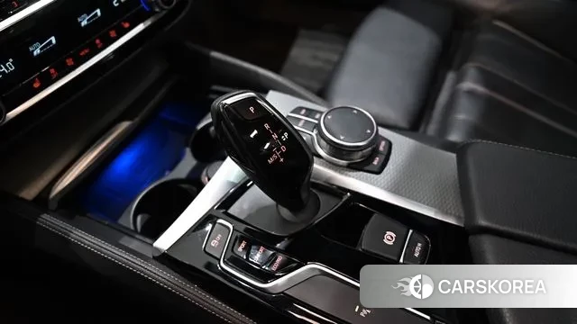 BMW 5 Series (G30) id 3602410 из Кореи 19