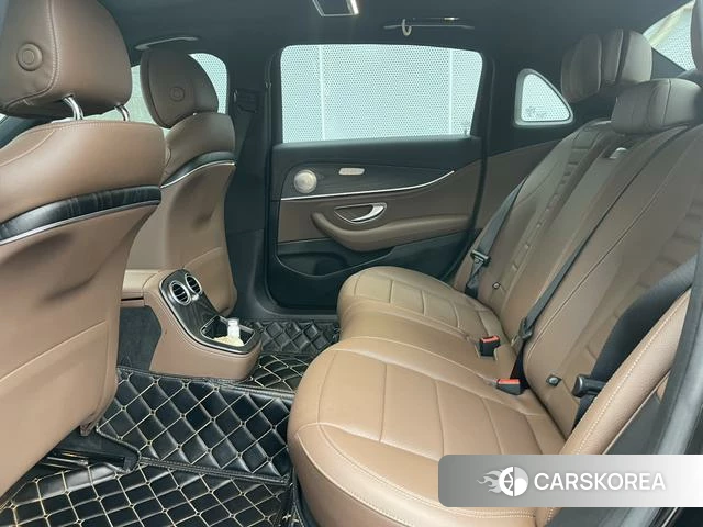 Mercedes-Benz E-class PHEV id 4261041 из Китая 14