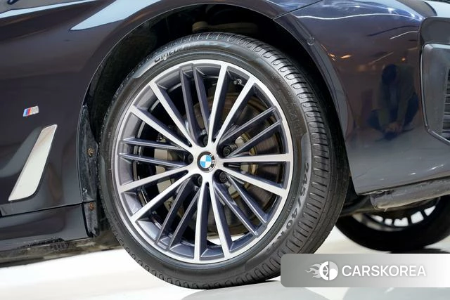 BMW 5 series id 4275984 из Китая 18
