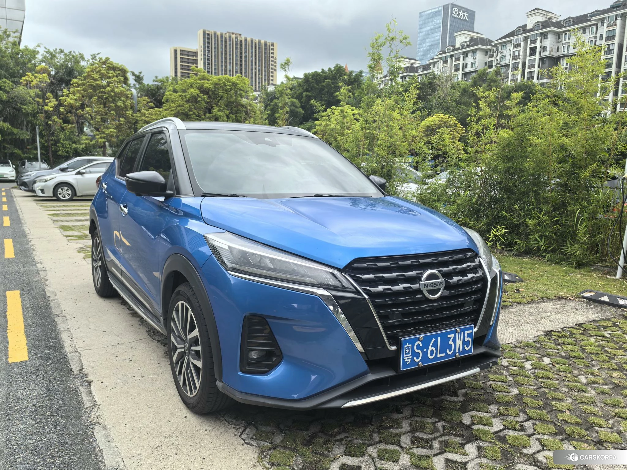 Nissan Jinke id 4421017 из Китая 9