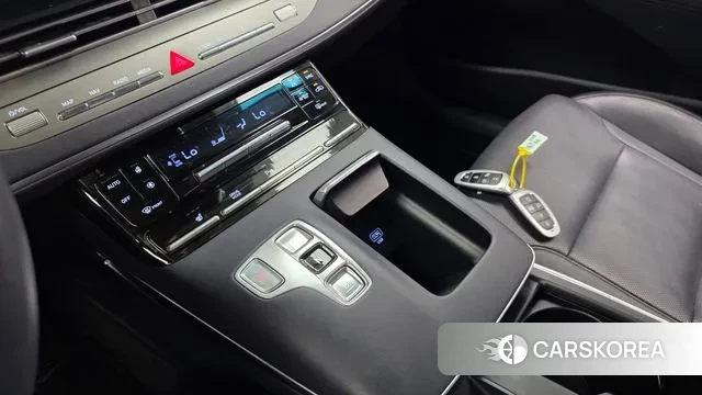 Hyundai The New Grandeur IG Hybrid id 3143120 из Кореи 19