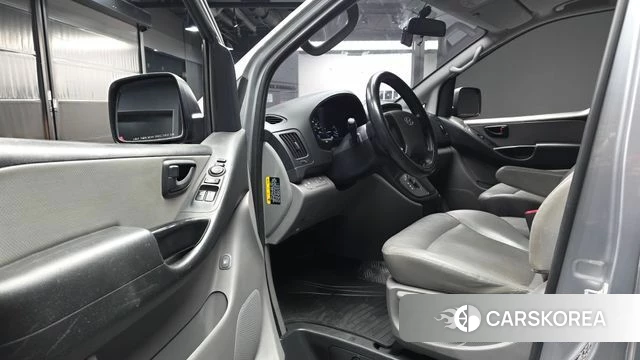 Hyundai The New Grand Starex id 4895280 из Кореи 29