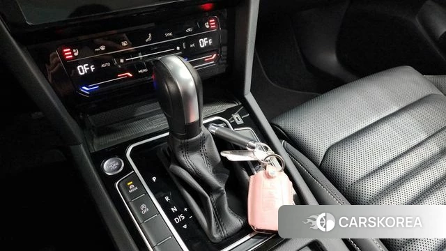 Volkswagen Passat GT (B8) id 3898610 из Кореи 19