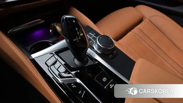 BMW 5 Series (G30) id 3223869 из Кореи 19