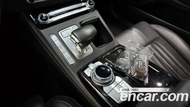 Genesis G90 id 2667154 из Кореи 19