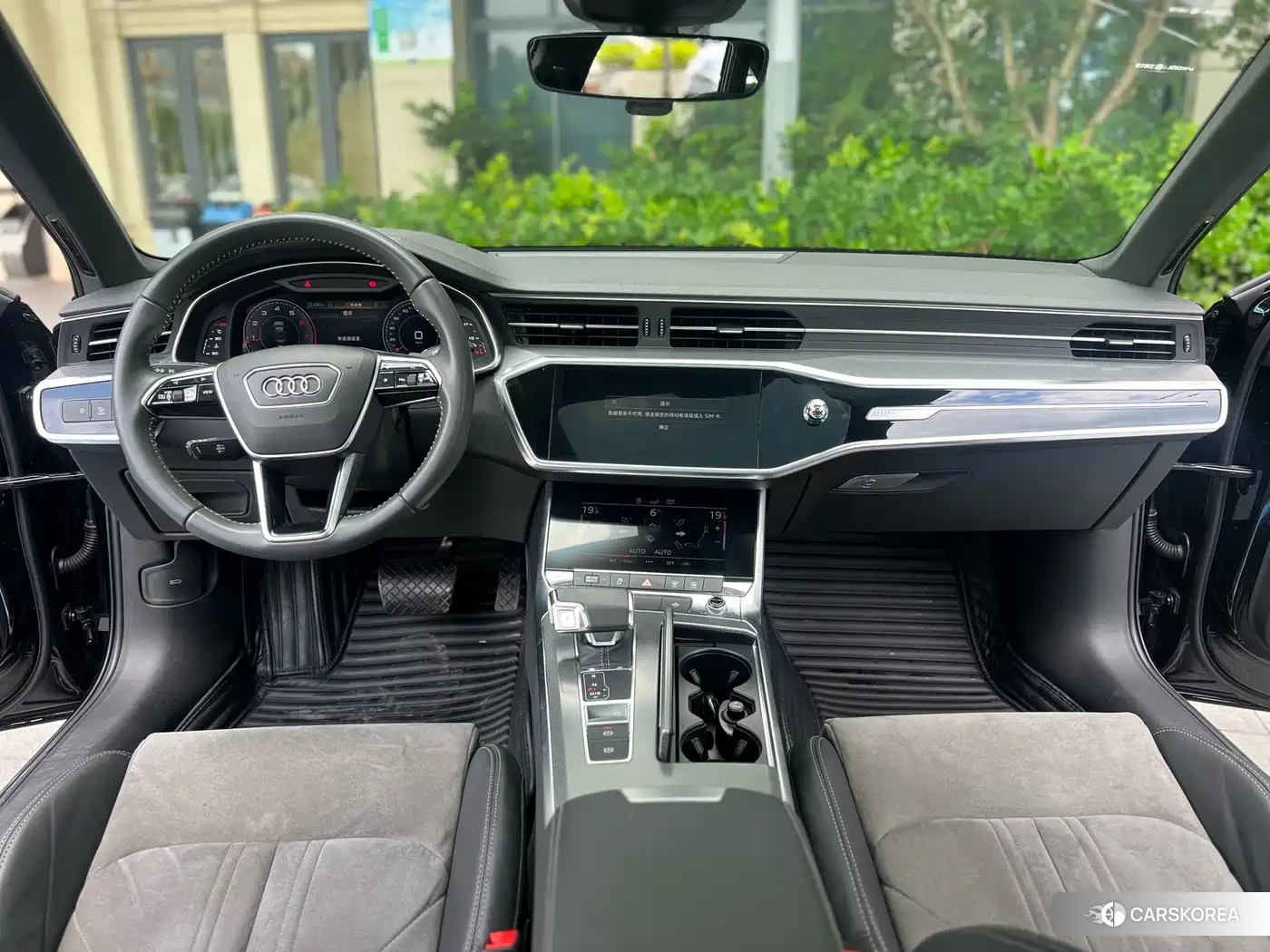 Audi A6L id 4649368 из Китая 9
