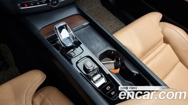 Volvo XC60 second Generation id 2624280 из Кореи 19