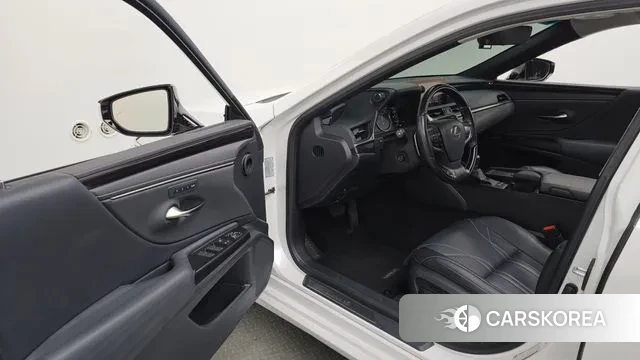 Lexus ES300h 7th generation id 3754270 из Кореи 19