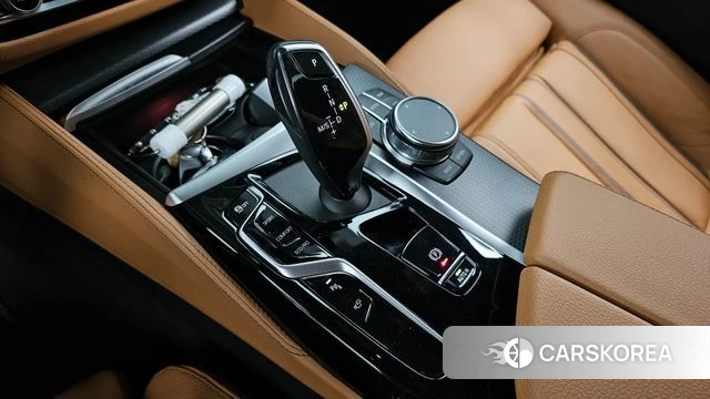BMW 5 Series (G30) id 4847960 из Кореи 19