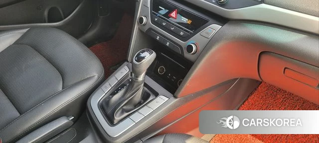 Hyundai Avante AD id 3854016 из Кореи 14