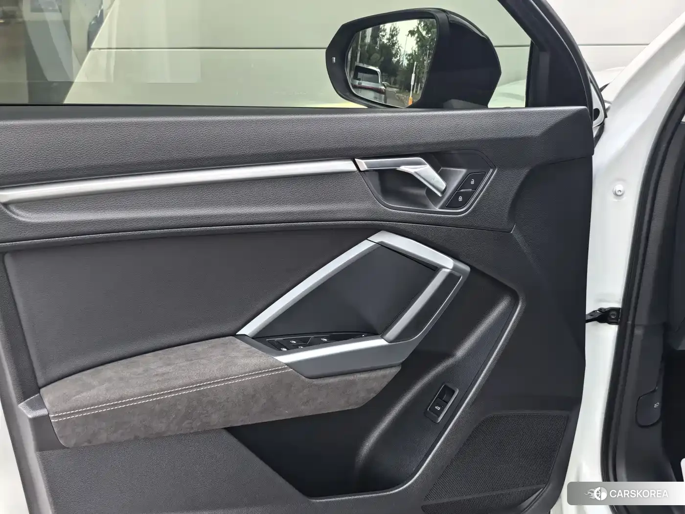 Audi Q3 Sportback id 4545879 из Китая 23