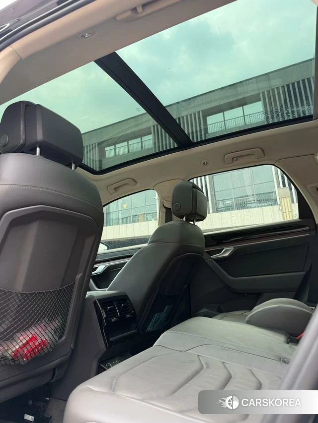 Volkswagen Touareg id 4392315 из Китая 14