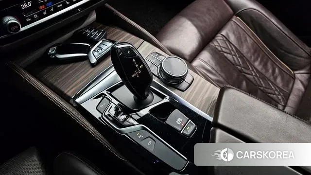 BMW 5 Series (G30) id 3661955 из Кореи 19