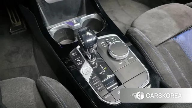 BMW 1 Series (F40) id 3330112 из Кореи 19