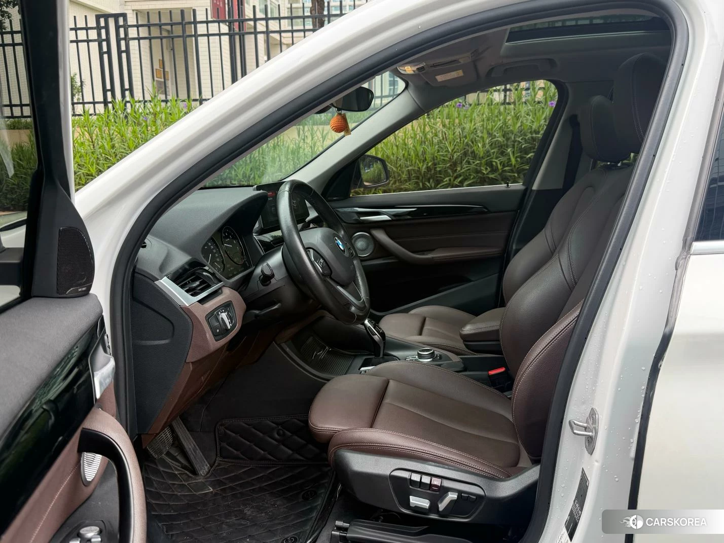 BMW X1 id 4405986 из Китая 9