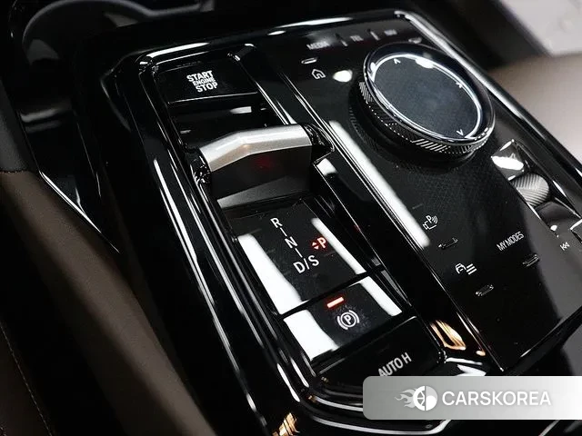 BMW 5 Series (G60) id 3457219 из Кореи 19