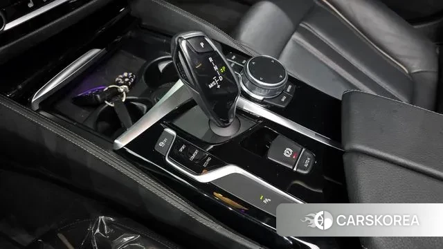 BMW 5 Series (G30) id 3009363 из Кореи 19