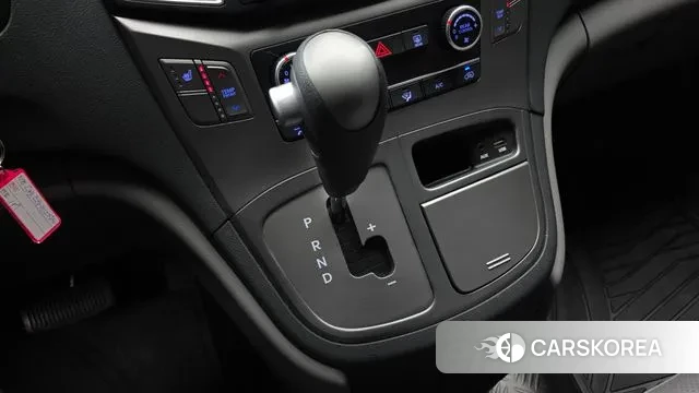 Hyundai The New Grand Starex id 3747481 из Кореи 19