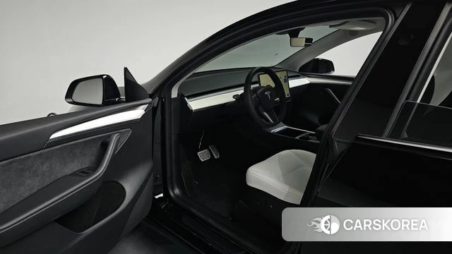 Tesla Model Y id 4505446 из Кореи 35