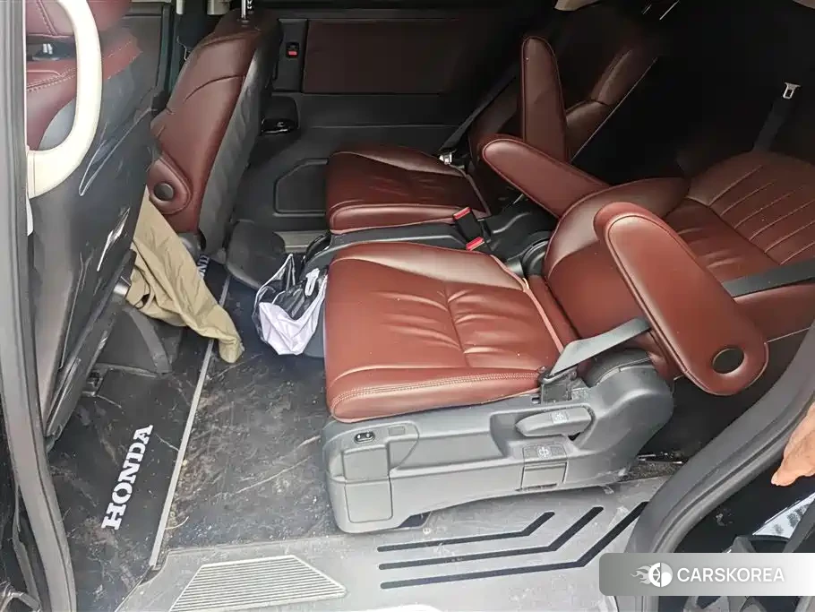 Honda Odyssey id 4547342 из Китая 15