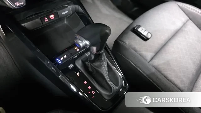 Kia Stonic id 3736820 из Кореи 19